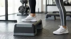 Den perfekta övningen för knän med problem: träna ben och rumpa utan att slita på lederna