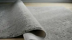 Så rengör du mattor snabbt och enkelt: få dem perfekt rena utan att lämna in dem på kemtvätt